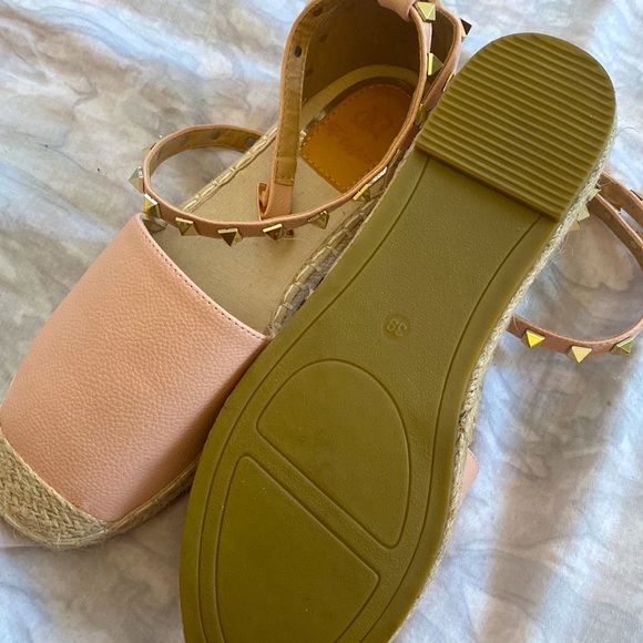 Studded Flats from High End Boutique in Greece - Picture 2 of 2